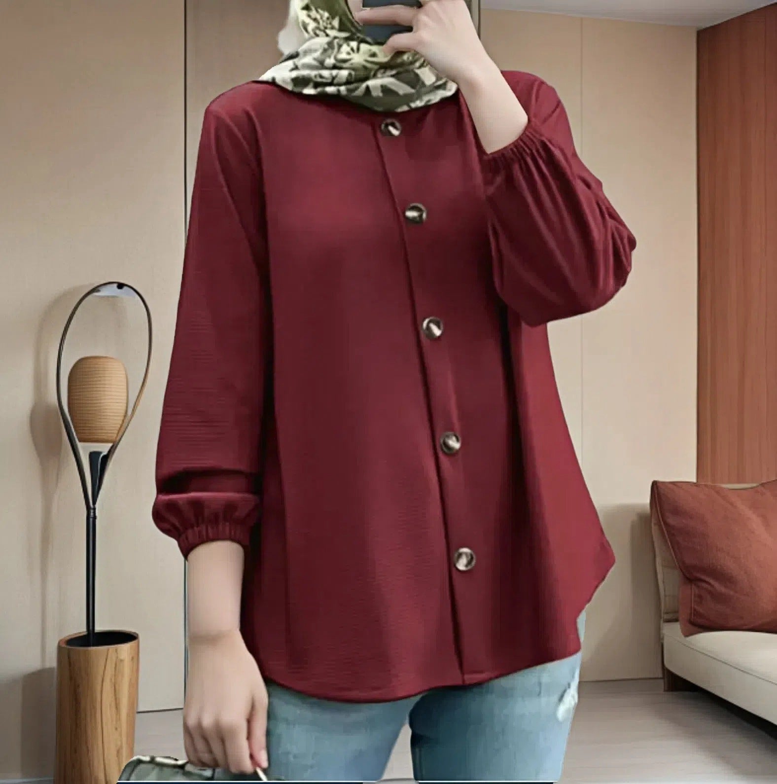 New Round Neck Long Sleeve Cuff Blouse