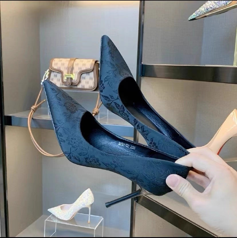 Pointed Toe Chinese Style Embroidery Low-cut High Heels Women's Stiletto Heel